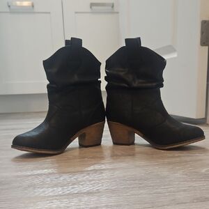 Charles Albert Black and Brown Heeled Boots